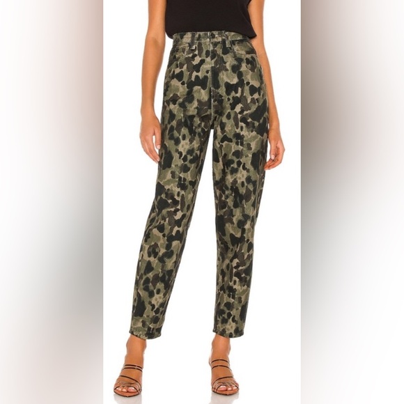 WeWoreWhat Green Camouflage Dani Boyfriend Denim - NWT - Size 28 - Picture 2 of 15
